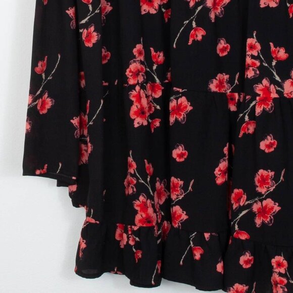 Renamed Womens Floral Crochet Tiered Dress Size M Black Long Sleeve Whimsigoth - Picture 3 of 9